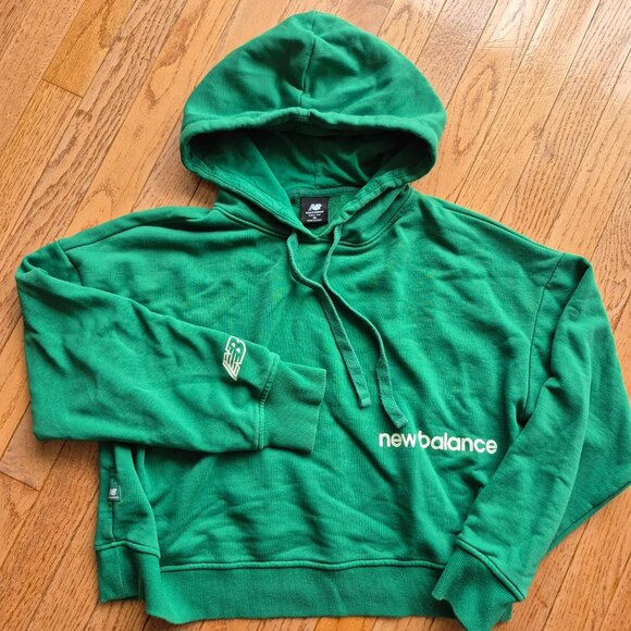 New Balance Essentials Green Crop Hoodie Sweatshirt Large - Picture 2 of 11